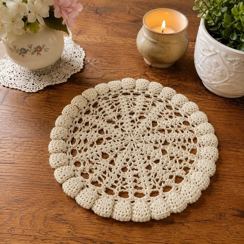 Vintage Hand Crocheted Doily Cream Round Lace Table Centerpiece 8‎ Inch